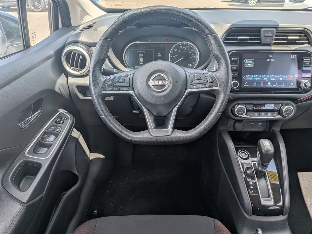 Used 2025 Nissan Versa SR FWD image 16
