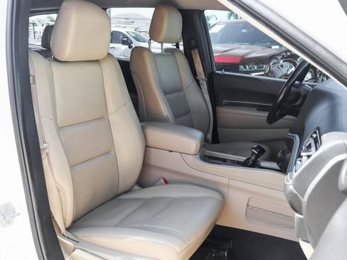 Used 2021 Dodge Durango SXT image 40