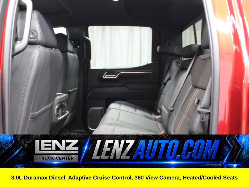 Used 2025 Chevrolet Silverado 1500 High Country AWD/4WD image 14
