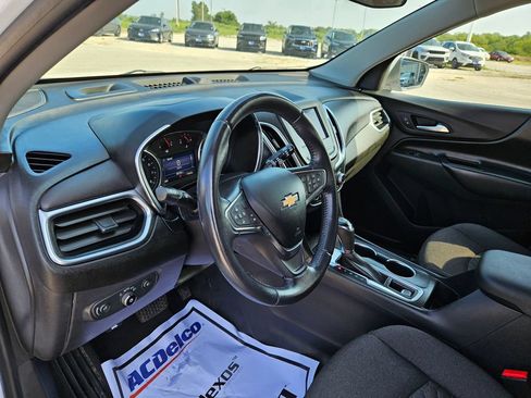 Used 2021 Chevrolet Equinox LT FWD image 21