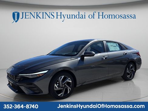 New 2026 Hyundai Elantra Limited FWD image 9