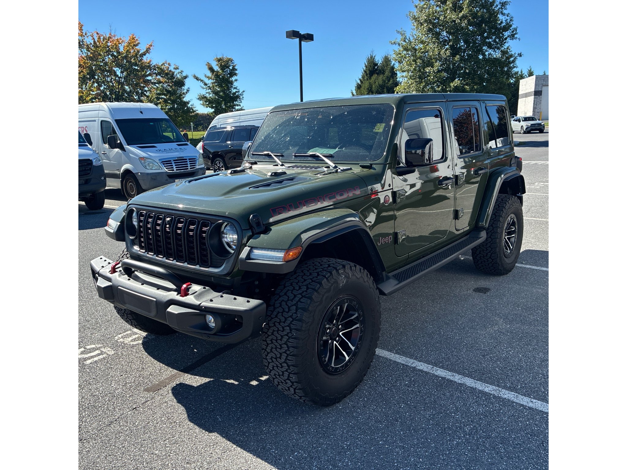 Used 2024 Jeep Wrangler Unlimited Rubicon AWD/4WD image 2