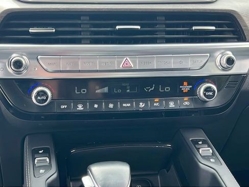 Used 2021 Kia Telluride SX w/ Towing Package FWD image 27