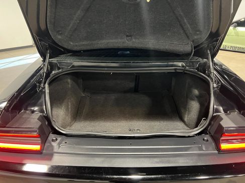 Used 2017 Dodge Challenger SRT Hellcat image 26