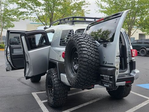 Used 2007 Toyota FJ Cruiser 4WD image 27