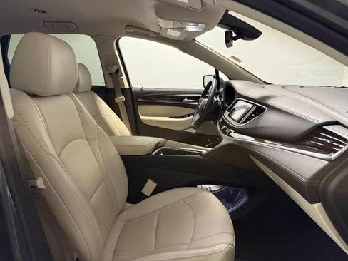 Used 2023 Buick Enclave Essence FWD image 29