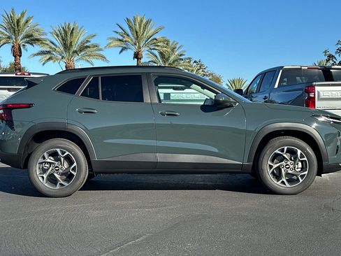 New 2026 Chevrolet Trax LT w/ Driver Confidence Package image 2