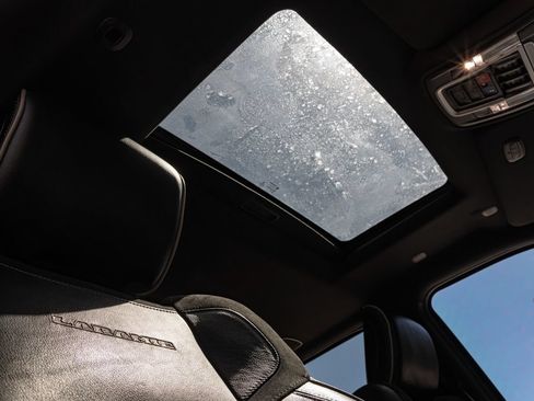 Used 2020 RAM 3500 Laramie AWD/4WD image 32