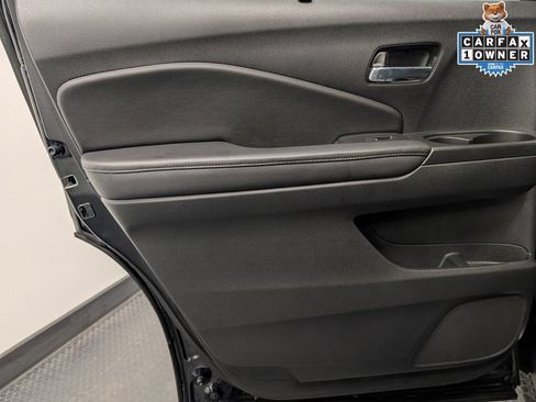 Used 2021 Honda Pilot Touring image 25