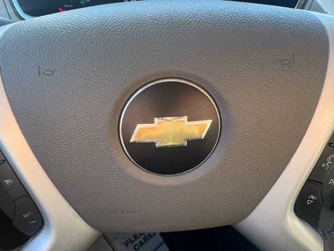 Used 2012 Chevrolet Traverse LS image 20