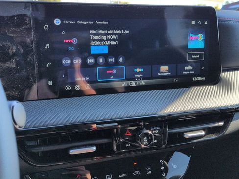 New 2026 Nissan Kicks SR w/ Cold Weather Package image 12