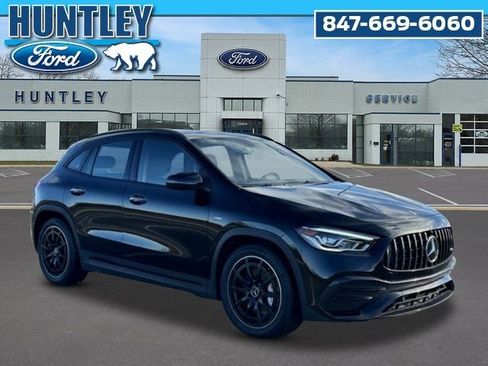 Used 2022 Mercedes-Benz GLA 35 AMG 4MATIC w/ Premium Package Lite image 4