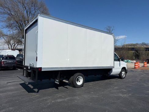 New 2027 Ford E-350 and Econoline 350 Super Duty w/ Power Equipment Group image 3