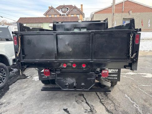 Used 2019 Ford F550 4x4 Regular Cab Super Duty image 8