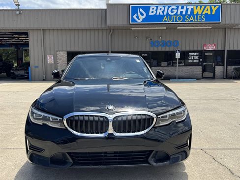 Used 2021 BMW 330i Sedan w/ Premium Package RWD image 4