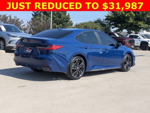 Used 2025 Toyota Camry XSE image 5