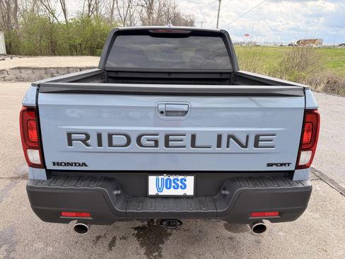 Used 2026 Honda Ridgeline Sport image 4