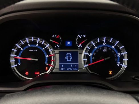 Used 2015 Toyota 4Runner Limited AWD/4WD image 18