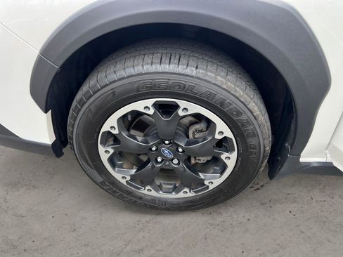 Certified 2023 Subaru Crosstrek 2.0i Premium image 14