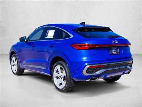 Certified 2025 Audi Q5 Premium Plus w/ Premium Plus AWD/4WD image 7