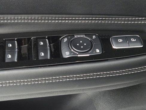 New 2026 Lincoln Corsair Premiere image 22