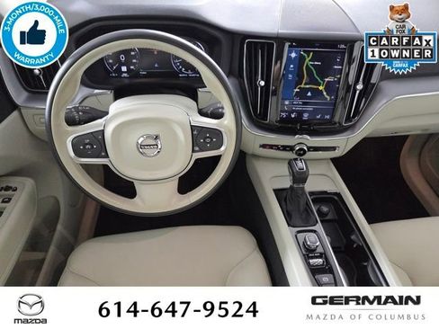 Used 2020 Volvo XC60 T5 Momentum w/ Protection Package Premier image 16