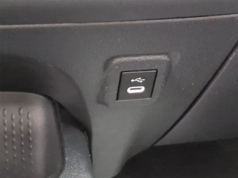 Used 2024 Toyota Corolla LE image 30