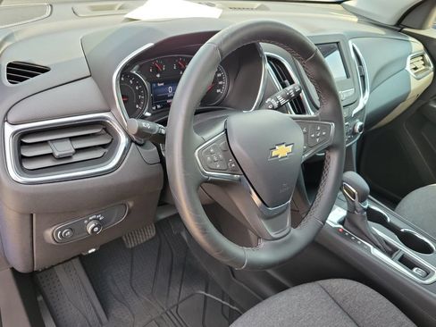 Used 2024 Chevrolet Equinox LT w/ LPO, Floor Liner Package FWD image 17