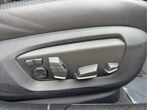Used 2014 BMW 750i RWD image 44