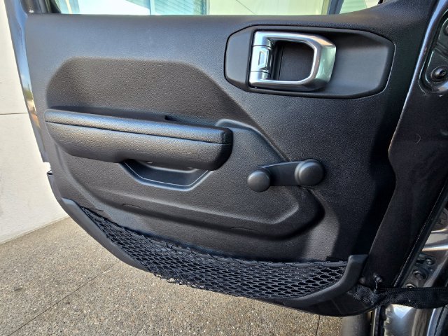 Certified 2022 Jeep Wrangler Unlimited Sport AWD/4WD image 17