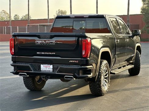Used 2020 GMC Sierra 1500 AT4 w/ AT4 Premium Package image 4