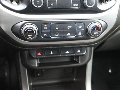 Used 2022 GMC Canyon Elevation image 18