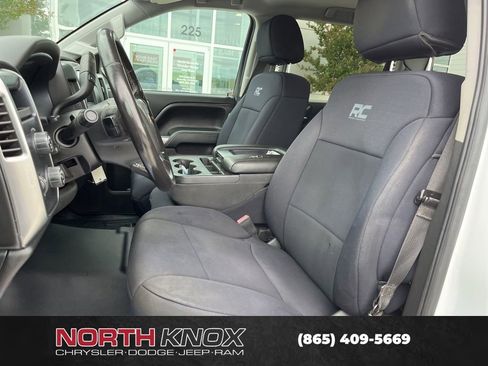 Used 2018 Chevrolet Silverado 1500 LT w/ All Star Edition AWD/4WD image 4
