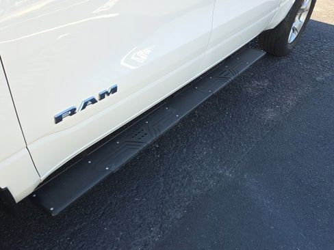 Used 2022 RAM 1500 Big Horn image 6