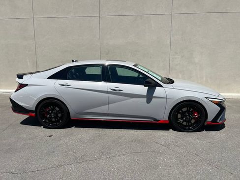 Used 2024 Hyundai Elantra N FWD image 6