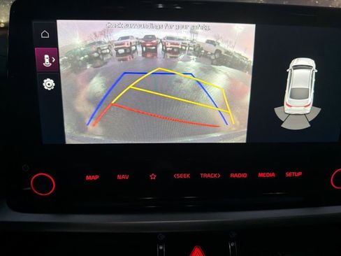 Used 2022 Kia Forte GT w/ GT2 Package image 9