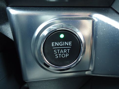 Used 2022 Ford F150 Lariat AWD/4WD image 21