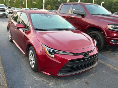 Certified 2025 Toyota Corolla LE w/ Convenience Package FWD image 5