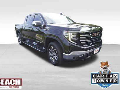 Used 2025 GMC Sierra 1500 SLT w/ SLT Premium Plus Package
