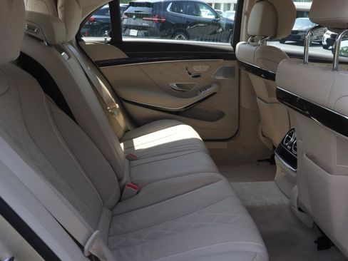 Used 2020 Mercedes-Benz S 560 Sedan image 18