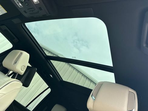 Used 2021 Cadillac Escalade ESV Sport w/ Heavy-Duty Trailer Package RWD image 33
