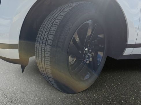 Used 2025 Land Rover Range Rover Evoque S image 35