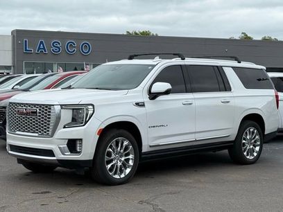 Used 2022 GMC Yukon XL Denali w/ Advanced Technology Package