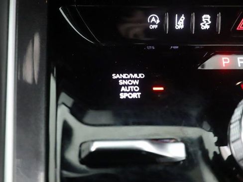 Used 2022 Jeep Wagoneer Series I w/ Convenience Group I image 29