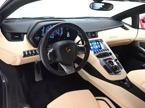 Used 2018 Lamborghini Aventador S AWD/4WD image 17