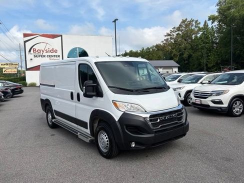 Used 2025 RAM ProMaster 2500 w/ U-Haul Equipment Group FWD image 22