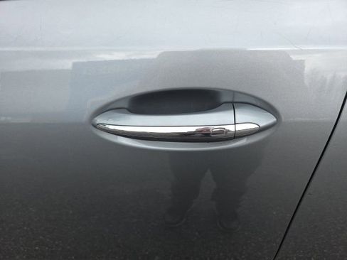 Used 2024 Buick Enclave Essence w/ Experience Buick Package image 41