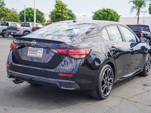 New 2025 Nissan Sentra SR image 7