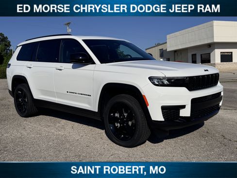 New 2025 Jeep Grand Cherokee L Altitude AWD/4WD image 4