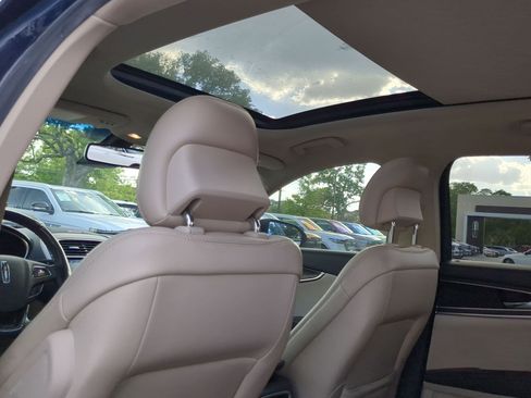 Used 2018 Lincoln MKX Reserve w/ Lincoln MKX Climate Package image 21